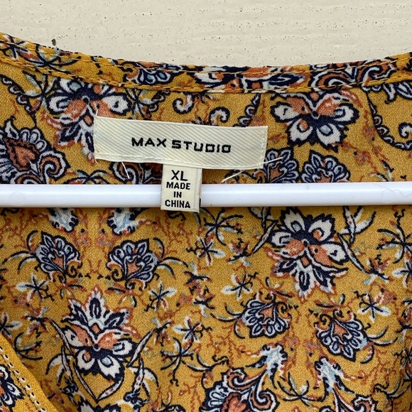 Max Studio Tunic sz. XL - Picture 6 of 9